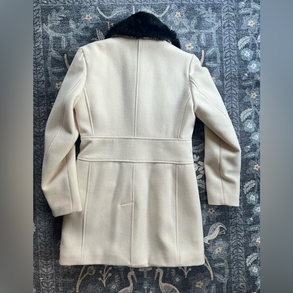 Banana Republic heavy wool trench with shearling collar - Picture 5 of 8